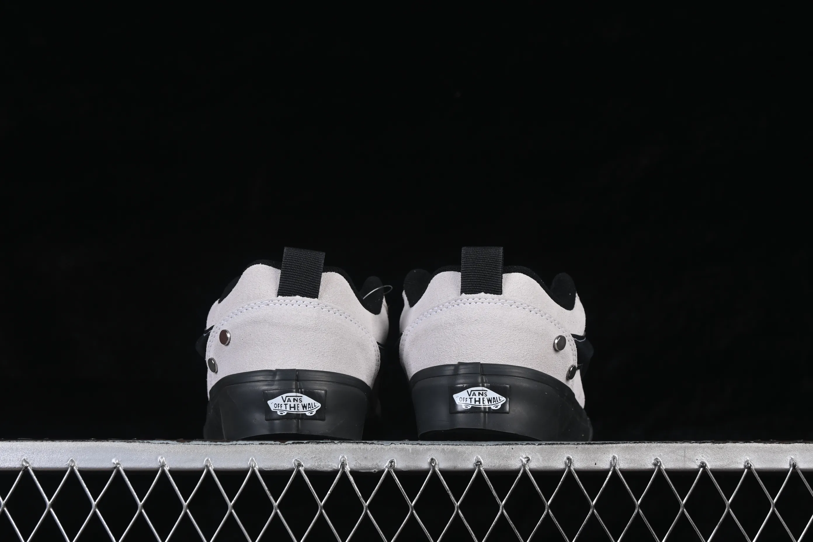 All categories Vans Vans series Vans Low Vans low-top Vans Sku-Skool Vans official low-top casual sneakers VN009QCBDAK